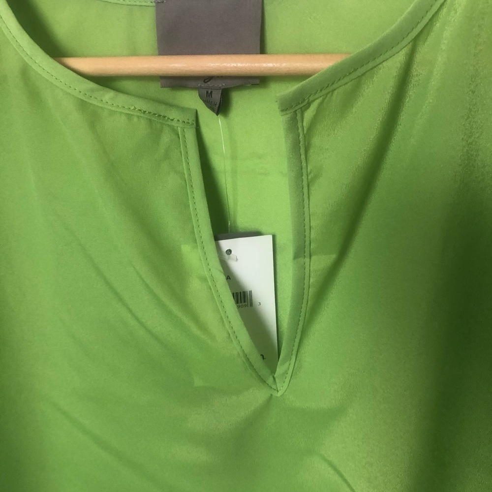 🌸ARYN K Cap Sleeve Solid Top Size Medium - Picture 4 of 6